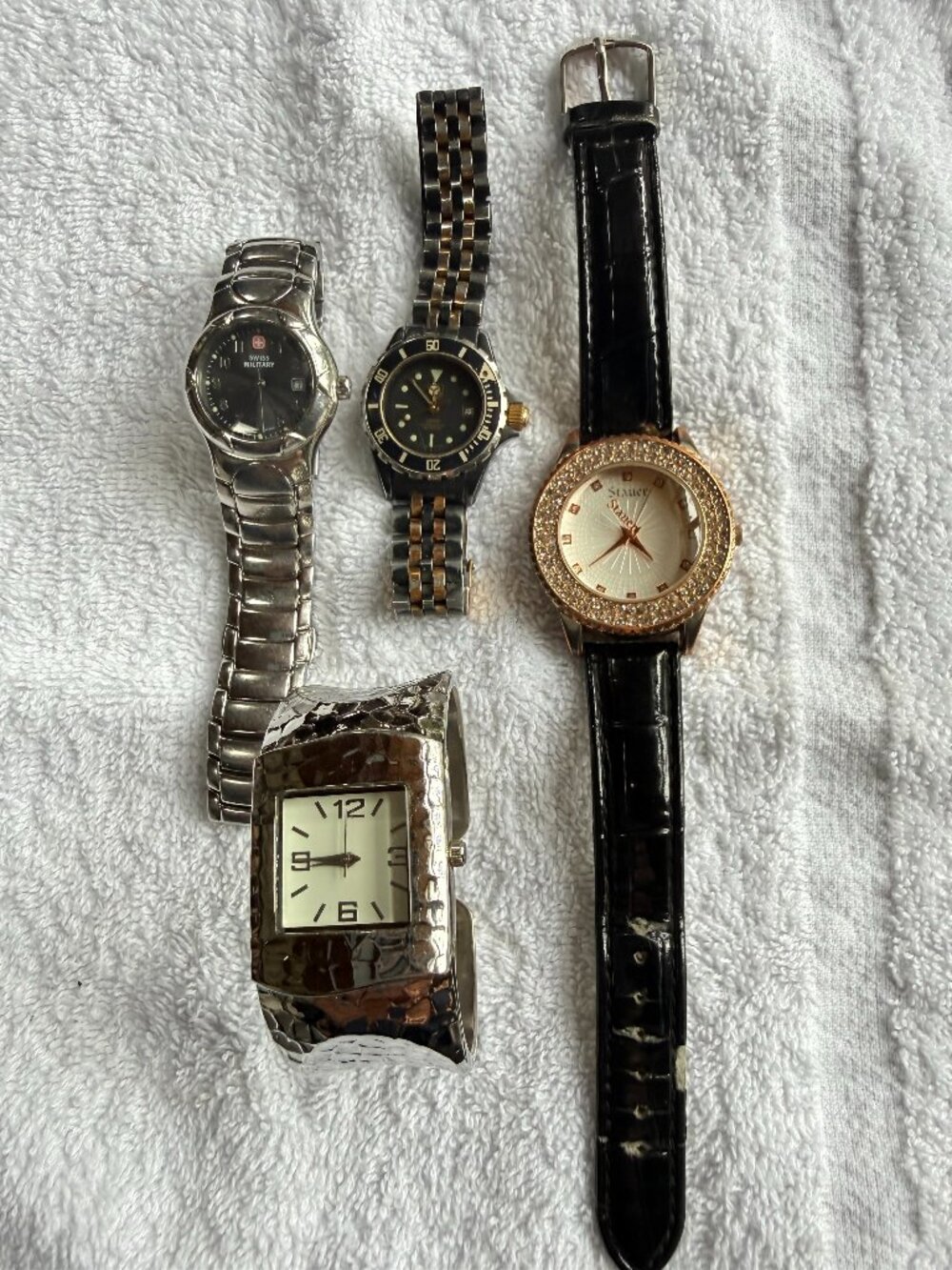 Vintage watch collection - batteries not included;